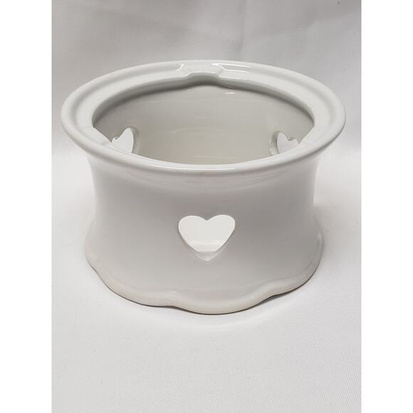 White 3 Cut Out Heart Large Candle Holder - Picture 2 of 7